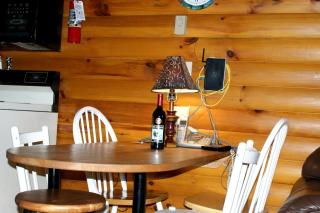 Rustic Cabin Rental near the Ski Slopes in Snowshoe, West Virginia - Snowshoe - 2