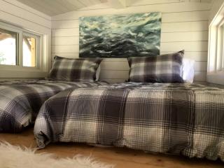 Glamping in North Carolina for Weekend Getaways near Asheville - Tuckasegee - 4