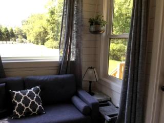 Glamping in North Carolina for Weekend Getaways near Asheville - Tuckasegee - 3
