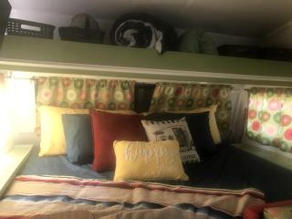Adorable Vintage Trailer for Weekend Getaway from Lakeside Village, Texas - 4