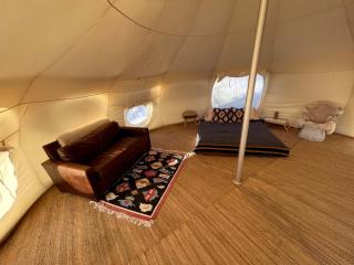 Deluxe Tent Rental, Wisconsin Weekend Getaways for Couples - Saint Croix Falls - 7