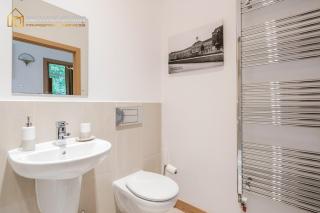 Elegance - 3 Bedroom Flat Barking, Dagenham, London - Goodmayes - 4