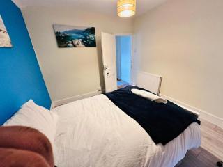 5 bed house near town - Weston-super-Mare - 4