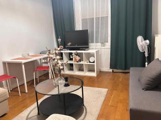 MarszałkowskaStreetCityApart NETFLIX - Varsovia - 1