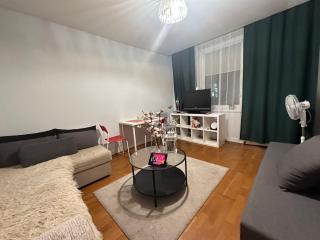 MarszałkowskaStreetCityApart NETFLIX - Varsovia - 2