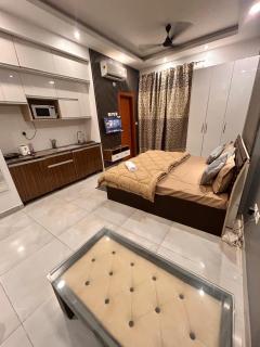 Atha luxury studio 3 - Noida - 0