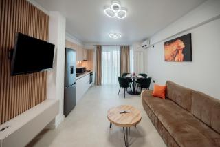 MPM Studio in Odyssey -SPA Pools & more - Mamaia - 4