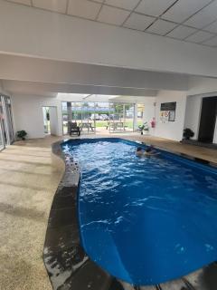 Waterfront 2-bedroom apartment with WiFi, AC in Lakes Entrance - Lakes Entrance - 3