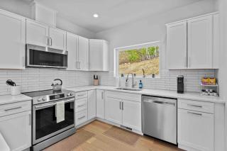 Mountain Vista- Brand New, Close To The Lake - Lake George - 9