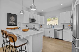 Mountain Vista- Brand New, Close To The Lake - Lake George - 6
