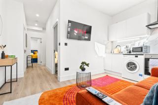Stunning 4 Bed, Sleeps 10, Parking - Londres - 9