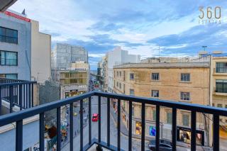 Sliema 1BR Gem, Prime Location & Balcony Views by 360 Estates - Sliema - 7