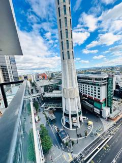 Sky Tower Panorama Suite Luxurious Apartment - Auckland - 2