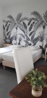 Leu Zarlor Location - - 9