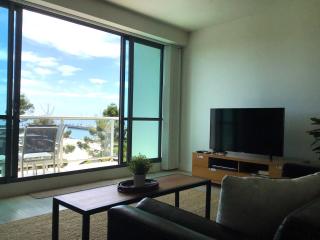 Family Executive Apartment with Bay Views located on the Geelong Waterfront 2407 - Geelong - 3