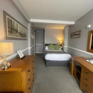 The White Hart Hotel Witham - Witham - 4