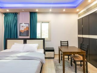 HolidayDays Near O1 - 7