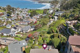Coastal Retreat w Ocean View Walk to Restaurants Brewery Shops & Beach - Pacifica - 0