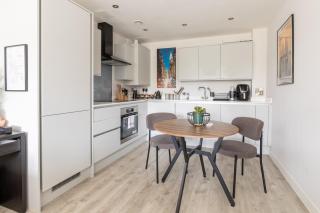 Homely 1BD Flat Close to Waterfront - Bristol - 9