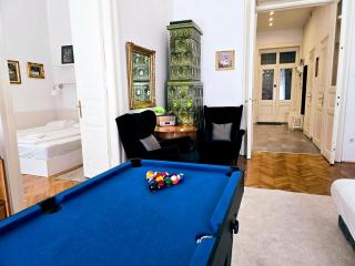 Christoph's Central Apartment - Budapest - 9
