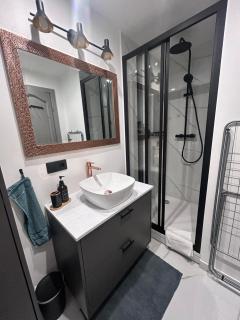 Elegant seaside stay - Vitolu street apartment - Liepāja - 8