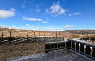 Stunning Apartment In Røn With Sauna - 9