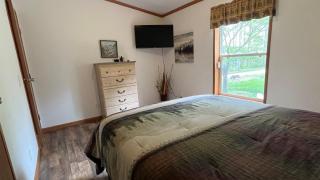 Acorn Acres Cabins Buck Run Cottage - 4