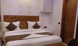 FabHotel NP International - Jāmb - 1
