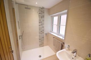 Rondene Luxury Cottage with Covered Hot Tub - 2