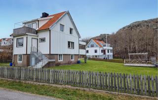 3 Bedroom Amazing Home In Dyrön - Stora Dyrön - 0