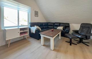 Awesome Apartment In Farsund With House Sea View - Farsund - 8