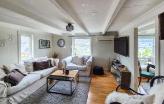 Nice Home In Nedre Vats With House Sea View - Åmsosen - 1