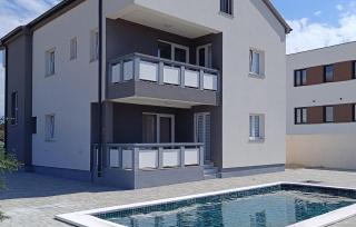 Amazing Apartment In Vrsi - Vrsi - 5