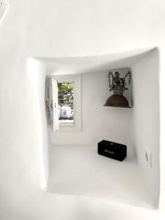 She Mykonos - The Iconic Windmill - Megali Ammos - 2