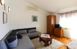 Awesome Apartment In Preko With Wifi - Preko - 3