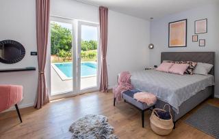 Stunning Home In Labin - 7