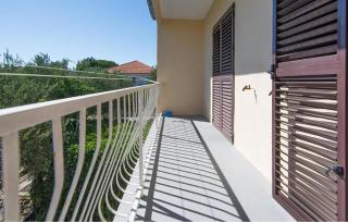 Gorgeous Apartment In Biograd Na Moru - Biograd na Moru - 2