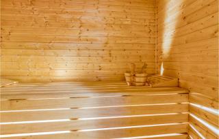 Lovely Home In Buzim With Sauna - 5