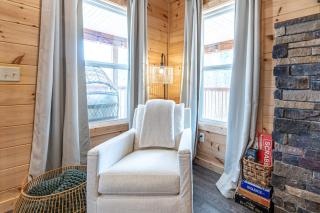 Getaway on the Bluff Ridge - Sevierville - 4