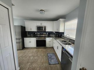 Central Location Lakeview Pool Villa near Disney - 1