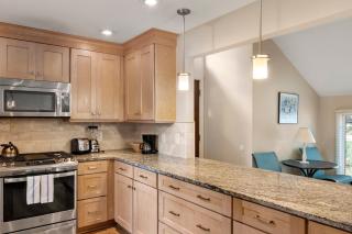 435 Oceanwoods Cottage by Akers Ellis Rentals - 6