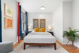 Convenient 2BR - Walking distance to Times Square - New York - 5