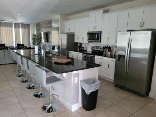 Renovated Themed Bedrooms, Game Room, Pool - 4
