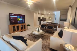 Solterra Fabulous Private Pool Home - 1