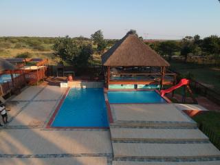 Falcon Lodge Bela - Bela-Bela - 5