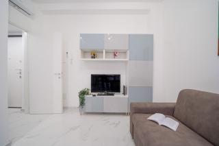 I Host Apartment - Palmanova 187 - Milan - 1