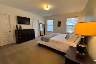 New to Market Spacious Private Pool Retreat - 0