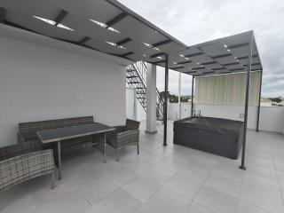King's view - penthouse jacuzzi - Artemida - 2