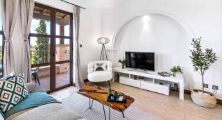 Beautifully decorated Apartment Alambra, with Coast and Sunset Views, Aphrodite Hills - 2