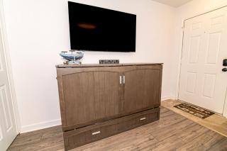 Pet Friendly Ground Floor Gem Near the Beach - Myrtle Beach - 3